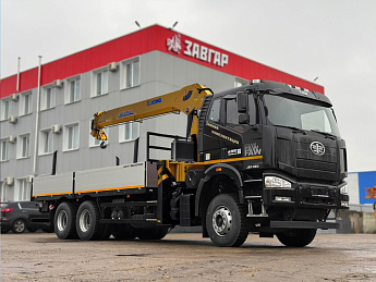 Бортовой FAW CA3250 с КМУ XCMG SQS 300-5_0